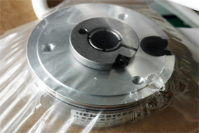 安装HENGSTLER绝对式编码器的二种方式及注意事项。 - 德国Hengstler(亨士乐)授权代理 安装HENGSTLER绝对式编码器的二种方式及注意事项。 - 德国Hengstler(亨士乐)授权代理