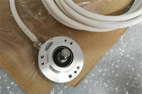 变频器和编码器在起重机上的使用 - 德国Hengstler(亨士乐)授权代理 变频器和编码器在起重机上的使用 - 德国Hengstler(亨士乐)授权代理