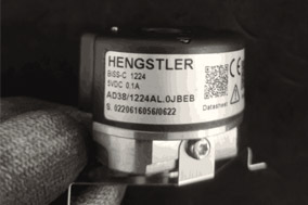 亨士乐绝对值编码器信号输出设备的接入方式与设备类型解析 - 德国Hengstler(亨士乐)授权代理