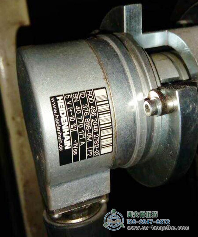 编码器广泛应用于工业电机定位。