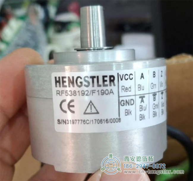 图为HENGSTLER RF53系列增量编码器照片