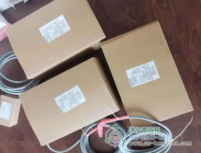 图为西安德伍拓准备发货的亨士乐AX70系列防爆编码器照片